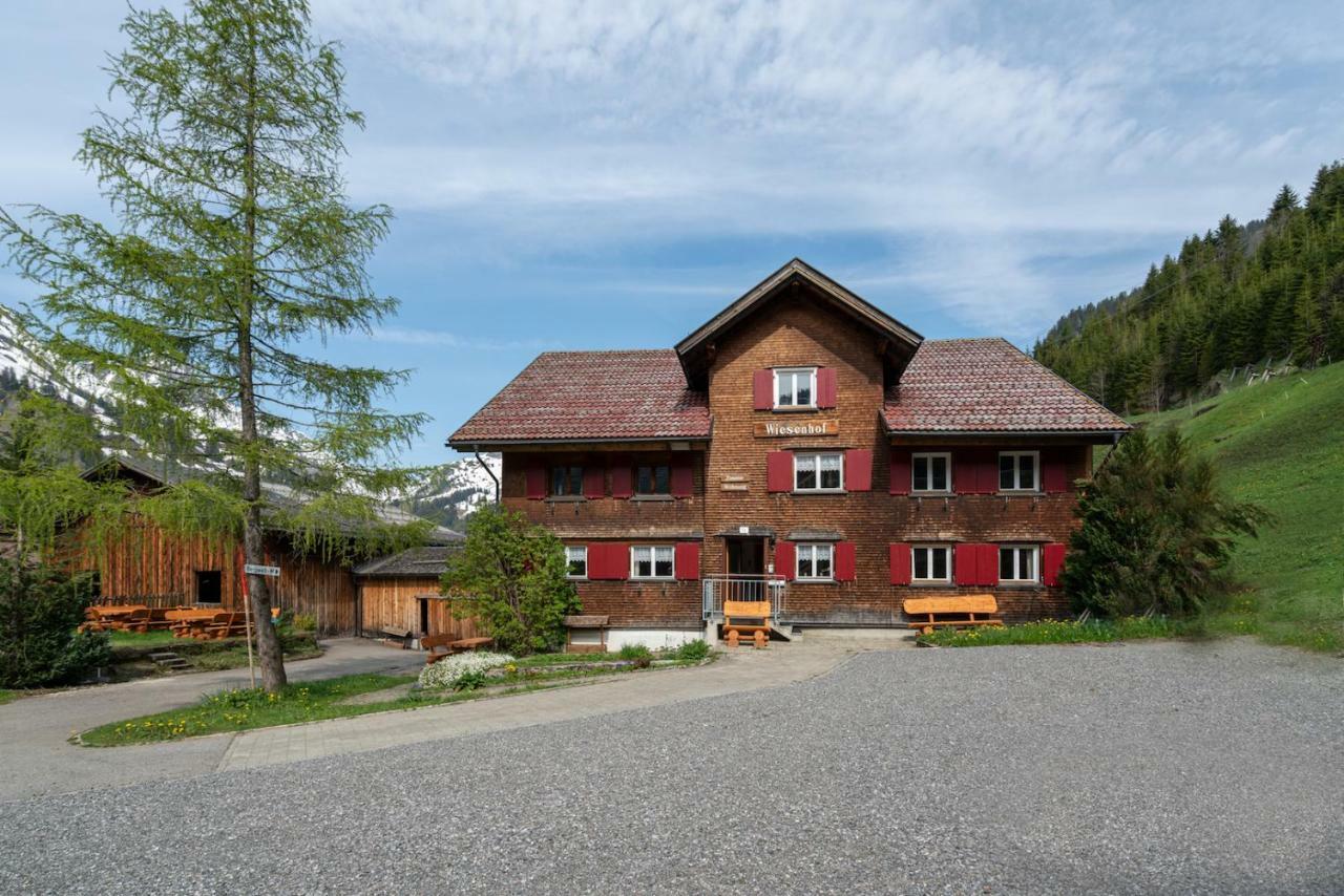 Bergwelt-M - Scheunencamping Schröcken Exterior foto